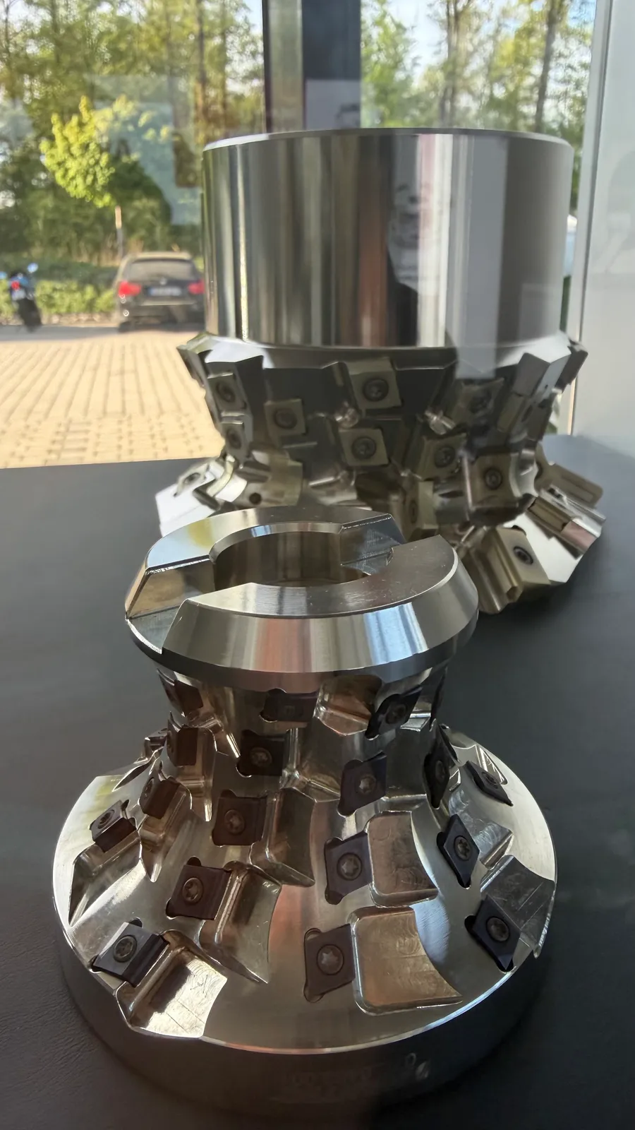 Large indexable milling cutter head, detail view